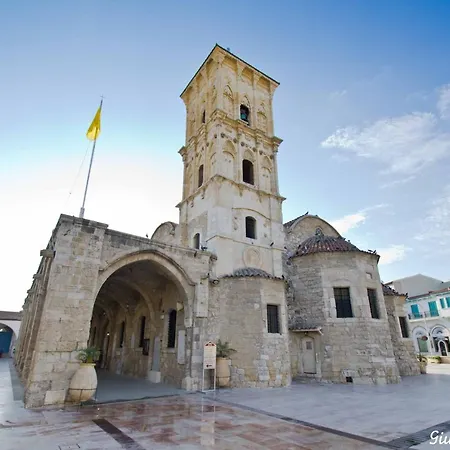 Dezo Luxury Town Λάρνακα