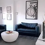 Dezo Luxury Town Apartment Larnaca