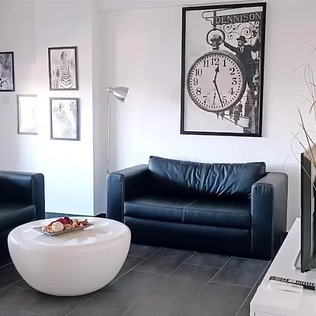 Dezo Luxury Town شقة لارنكا