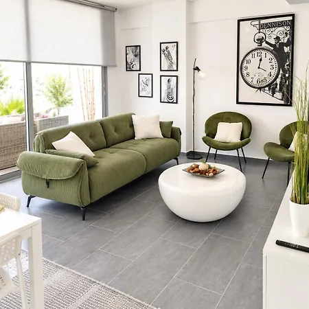 شقة Dezo Center لارنكا