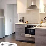 Dezo Luxury Town Lägenhet